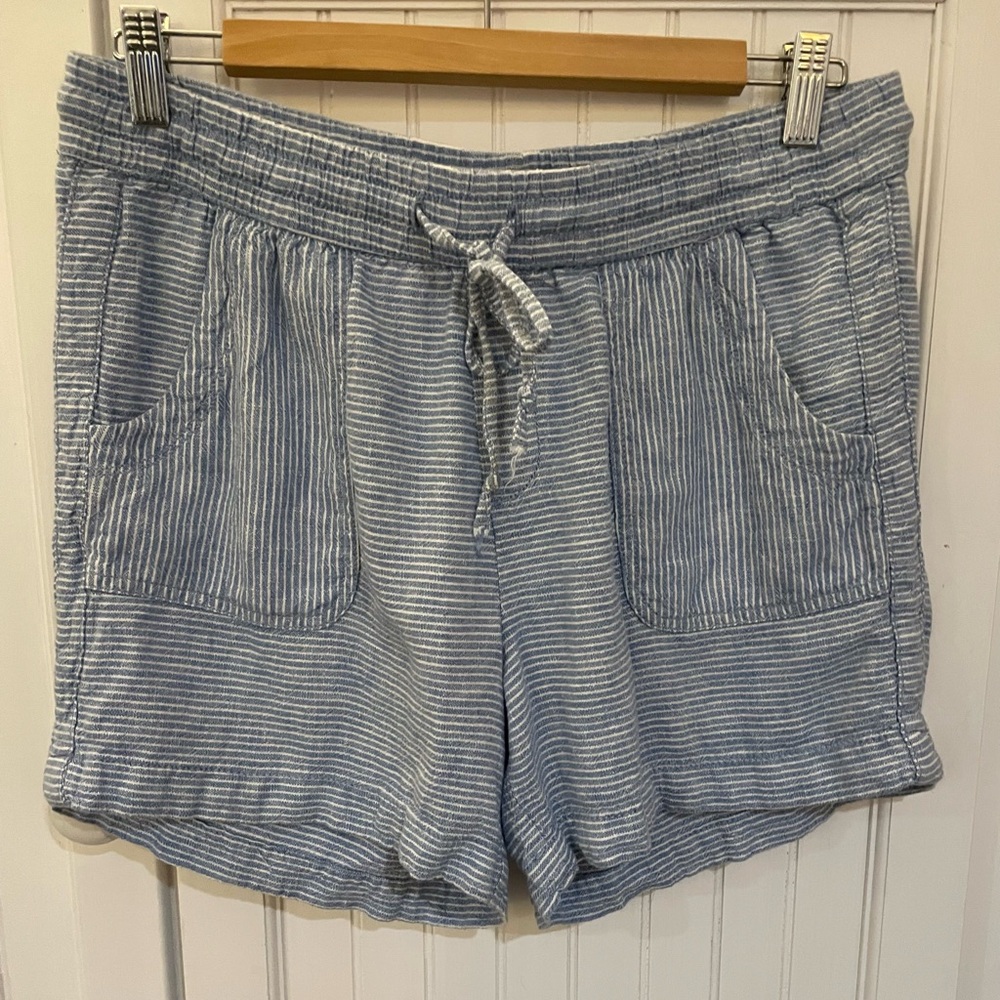 Faded Glory Women’s Pinstripe Linen Blend Shorts - Size 10